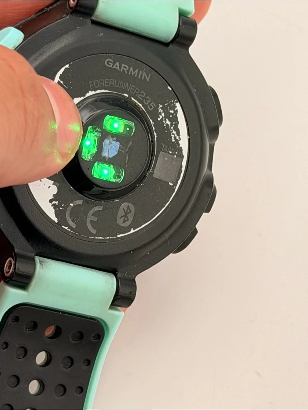 Garmin Forerunner 235, Tested, Charger Included, Green & Black, Good, Smartwatch